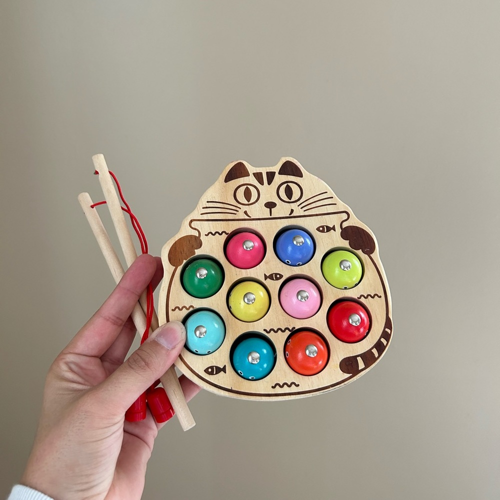 Magnetic fishing toy